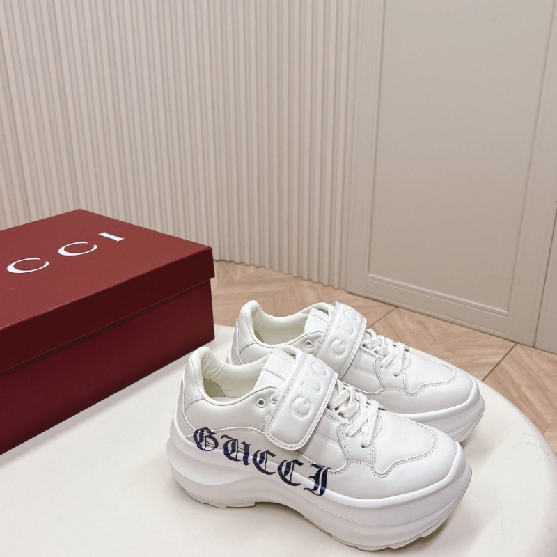 G*u*i casual shoes